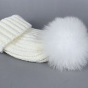 Set invernale da donna con berretto e sciarpa 3