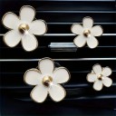 Set med 4 färgglada bildekorationer, blommiga luftfräschare, prästkragar, fläktklämmor, aromaterapi, bilinredning 4
