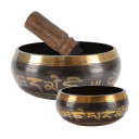 Set med tibetanska sångskålar 8,5 cm med tibetisk skrift, kudde och läderklubba för meditation, yoga, avkoppling, healing av chakran och bön 6