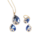 Set regalo per donne collana, orecchini e anello V184 3