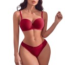 Set van twee dames sets ondergoed in wijnrood en zwart met push-up beha en klassieke slipjes versierd met een strikje 2