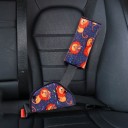 Set van veiligheidsgordelpositionering en autokussen 10
