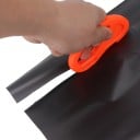 Sicherheitsmesser für Folien mit versenkter Klinge Kunststoffgriff mit Fingerloch Auffällige orange Farbe Abmessungen 10 x 5,8 cm 4