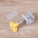 Siguranță pentru feronerie glisantă împotriva deschiderii accidentale Suport din aluminiu pe șină cu șurub din oțel inoxidabil și cheie 4