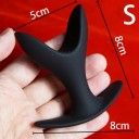 Silikone analplug størrelse S i form af et åbent næb med forankringshåndtag, ergonomisk design, blødt, fleksibelt materiale, diskret emballage. 2