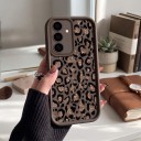 Silikónový obal na mobil Samsung Galaxy A36 Odolný a ohybný Leopardí motív so trblietavým efektom Stupňovitý lem objektívov Kryté tlačidlá 2