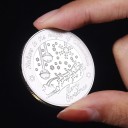 Silver Collectible Coin with Santa Claus Commemorative Coin with Christmas Wishes Double-Sided Christmas Coin with Santa Claus and Reindeer 4 cm 2