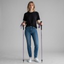 Skládací trekingová hůl 130 cm složená na 39 cm ultralehká s rychlým rozkládáním segmentů poutkem na ruku a hrotem proti sklouznutí 2