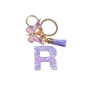Sleutelhanger 4 cm Hars sleutelhanger Paarse initialen en vlinder Decoratieve versiering voor handtas rugzak Cadeau voor vrouwen 19