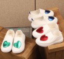 Slip-on sneakers med hjerte til piger 2