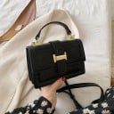 Small ladies' crossbody handbag with flap and handle Crocodile pattern Gold metal clasp Thin shoulder strap PU leather 19 x 13.5 x 6.5 cm 1