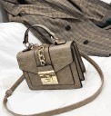 Smaller women's handbag with flap and crocodile pattern Gold chain and metal lock Handle for hand and strap over shoulder Artificial PU leather 3