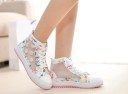 Sneakers da donna con fiori 2