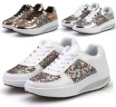 Sneakers da donna con paillettes 1