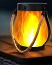 Solarbetriebene LED-Laterne mit Flammeneffekt Type-C Ladegerät wasserdichte Hängeleuchte schwarz für Garten Terrasse Camping 2