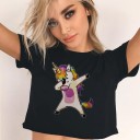 Sort crop top med print til kvinder 2
