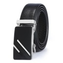 Sort elegant herrebælte i PU-læder med automatisk metalspænde. Justerbar længde. Moderne herretilbehør til jakkesæt og jeans. 2