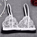 Soutien-gorge en dentelle dans un design intéressant J1352 1