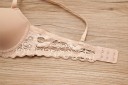 Soutien-gorge féminin orné de dentelle 7