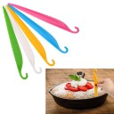 Spatola da pasticceria in plastica per torte e dessert Lama sottile affusolata alla punta Estremità curva a forma di gancio Dimensioni 21,5 x 2 10