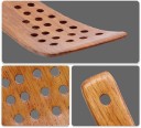 Spatule en bois avec des trous 4