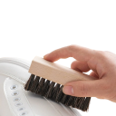 Spazzola per scarpe in legno con setole morbide Manico ergonomico leggero per la pulizia delle scarpe Cura delicata per pelle e camoscio 3