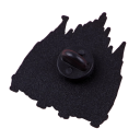 Spilla smaltata con strega e principessa davanti al castello circa 3,3 x 3,5 cm distintivo metallico verde motivo disegnato per zaino abbigliamento 2