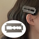 Sponcă pentru păr în formă de lamă 5 × 2,5 cm O ornamentă originală din plastic pentru păr cu un design realist 3