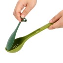 Spoon with Spice Strainer 2