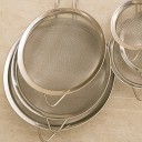 Stainless Steel Sieve with Handle 4