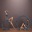 Statuetta decorativa di ragazza 4