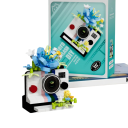 Stavebnice fotoaparátu s květinovým motivem 3D dekorace z kostek Stylový model pro dospělé a teenagery do moderního interiéru 1