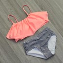 Stílusos női bikini fodrokkal J3444 1