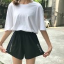 Stilvolle Damenshorts B2 1