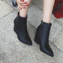 Stivaletti da donna con tacco J1099 3