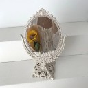 Stojace oválne zrkadlo 32 x 23,5 cm s dekoratívnym rámom Elegantný vintage doplnok na toaletný stolík 3