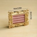 Stojánek na prstýnky s rámečkem 10×8 cm pryskyřice a samet držák se 4 polštářky ve zlaté barvě rámu s opěrkou na vystavení 5