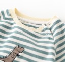 Stribet babyheldragt med dinosaur T2739 2