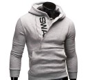 Sudadera de hombre con una interesante cremallera. 11