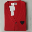 Suéter de hombre con botones de corazón 8