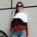 Suéter de rayas para mujer 3