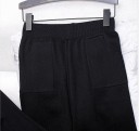 Suéter y pantalón de mujer B1210 1