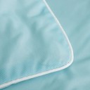 Summer Cooling Blanket 200 × 230 cm Reversible Two-Coloured Lightweight Breathable Sleeping Blanket 3