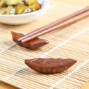 Supporto in legno per bacchette a forma di foglia 2