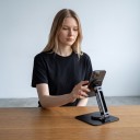 Supporto magnetico per monitor portatile Base girevole a 360° Altezza e inclinazione regolabili Lega di alluminio Nera Da scrivania per ufficio 2