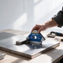 Svařovací magnet FM1-L Šipkový Úhly 45 a 90 stupňov Nosnosť 75 kg Rozmery 19,8 x 13,6 x 2,7 cm Modrý Na zváranie 4