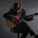 Svítící trsátko 0.6 mm ve tvaru kapky z ABS plastu s LED světlem Napájení baterií CR1616 Světelné trsátko pro akustickou a elektrickou kytaru 2