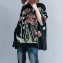 Sweat-shirt oversize pour femmes avec col montant Noir avec grand imprimé floral Manches larges jusqu'au coude Poches latérales Fentes sur les côtés 4