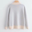 Sweater feminino com botões G311 1