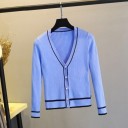 Sweater feminino com riscas e botões 4